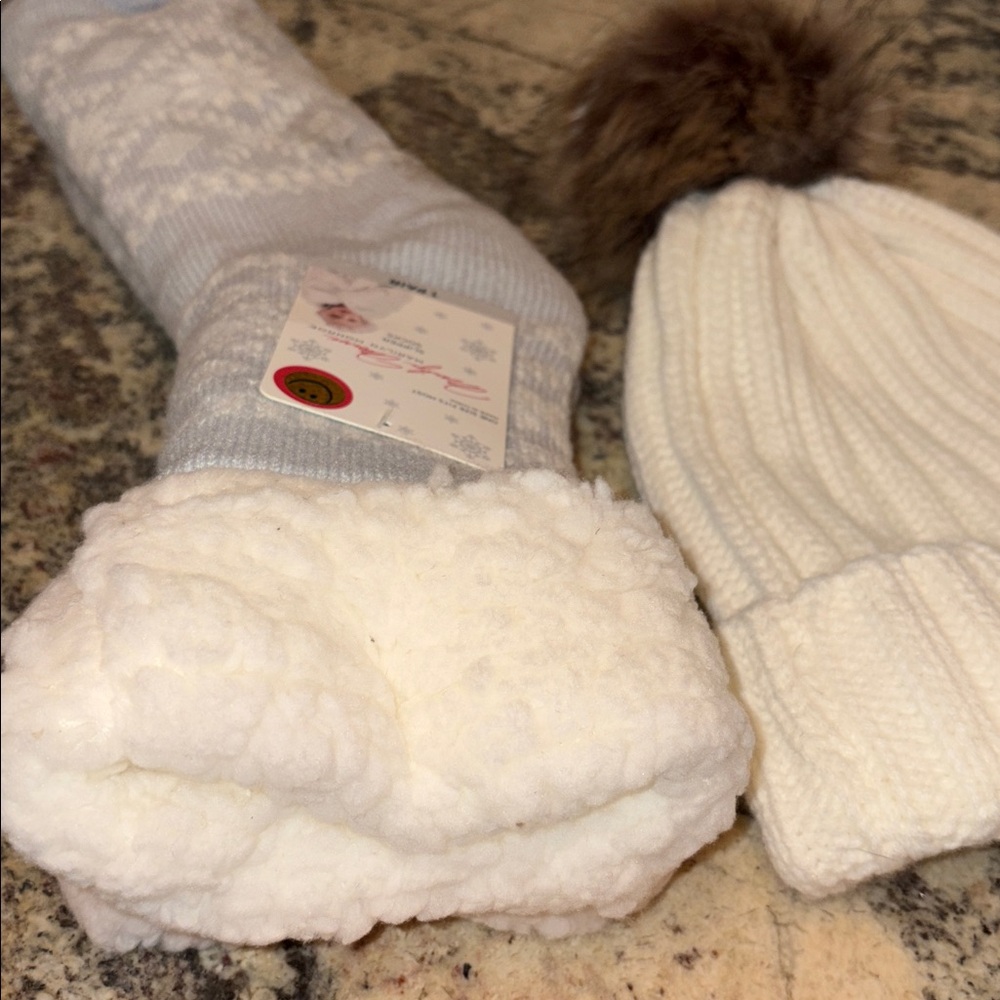 NWT Bundle - Picture 5 of 6